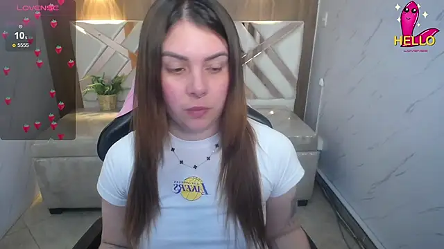 Snapshot of Paula_b_ chatting on 01-19-26, 12:53 Paula b online show from 01-19-26, 12:53