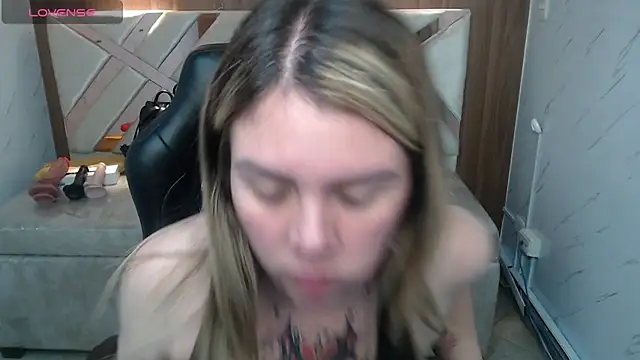 Paula b  online show from 07-10-26, 12:52