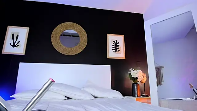 VioletPaket online show from 11-29-25, 01:25