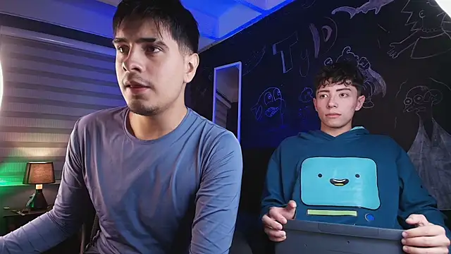 Snapshot of thiago_rockwelll chatting on 04-15-26, 03:02 thiago rockwelll online show from 04-15-26, 03:02