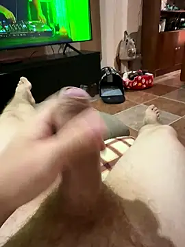 Snapshot of holawey1345 chatting on 10-15-25, 04:18 holawey1345 online show from 10-15-25, 04:18