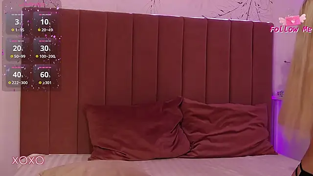 PinkySparks online show from 10-23-25, 06:39