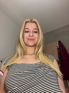 Mia-Minou online show from 03-16-25, 12:22