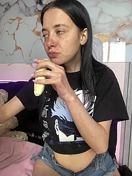 Isabella 21x online show from 11-13-25, 12:37