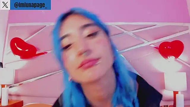 Snapshot of Lunapage chatting on 02-19-25, 04:00 Lunapage online show from 02-19-25, 04:00