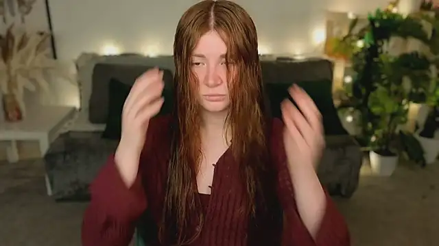 Freckle Diyana online show from 06-12-26, 07:07