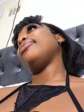 Snapshot of Miss_Moriah chatting on 02-20-25, 12:41 Miss Moriah online show from 02-20-25, 12:41