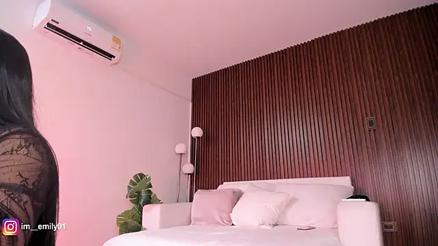 molly cams8 online show from 04-26-26, 04:04