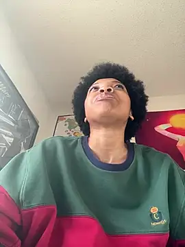 Snapshot of KimiAqua chatting on 02-28-25, 10:06 KimiAqua online show from 02-28-25, 10:06