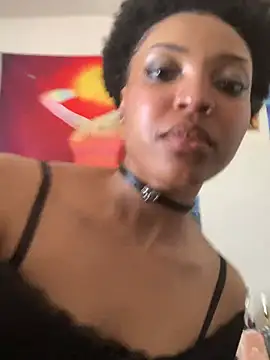 Snapshot of KimiAqua chatting on 03-17-25, 09:13 KimiAqua online show from 03-17-25, 09:13