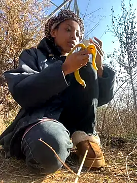 KimiAqua online show from 11-20-25, 03:12