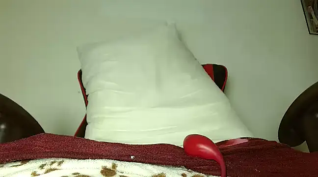 Snapshot of badanyboy chatting on 02-07-25, 01:36 badanyboy online show from 02-07-25, 01:36