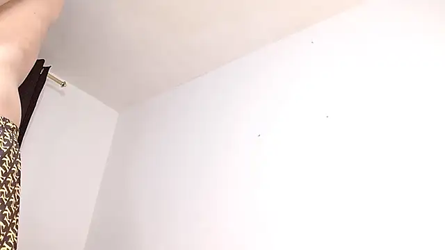 Snapshot of badanyboy chatting on 11-08-25, 10:04 badanyboy online show from 11-08-25, 10:04