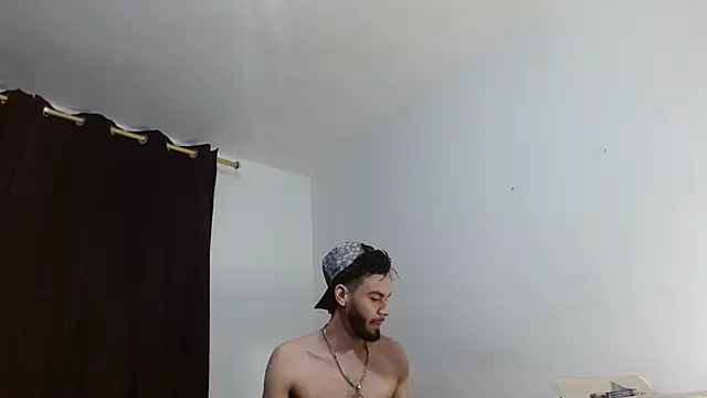 Snapshot of badanyboy chatting on 11-22-25, 11:15 badanyboy online show from 11-22-25, 11:15