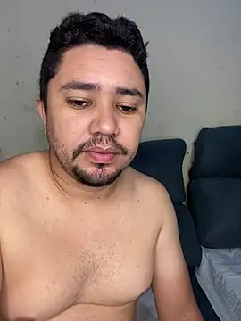 Snapshot of mayemarc chatting on 07-18-26, 05:28 mayemarc online show from 07-18-26, 05:28