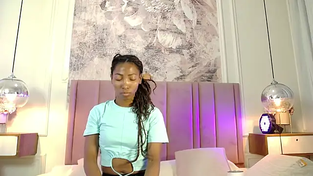 SabrinaDevill online show from 06-30-26, 01:23