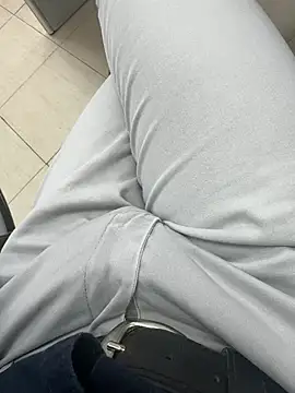 Snapshot of hotisraeli chatting on 12-31-24, 10:48 hotisraeli online show from 12-31-24, 10:48