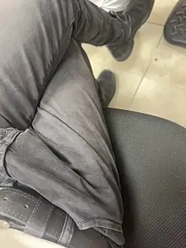 Snapshot of hotisraeli chatting on 02-17-25, 08:19 hotisraeli online show from 02-17-25, 08:19