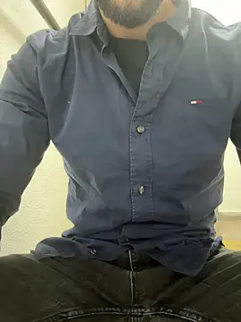 Snapshot of hotisraeli chatting on 03-05-25, 03:40 hotisraeli online show from 03-05-25, 03:40