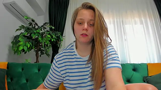 Snapshot of bonnie6969 chatting on 03-09-25, 10:08 bonnie6969 online show from 03-09-25, 10:08