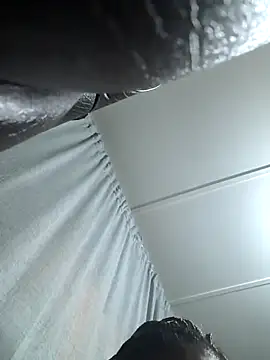 ExclusiveLeexx online show from 11-18-25, 04:22