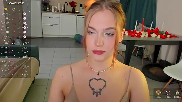 CarolineLovers online show from 12-28-24, 12:57