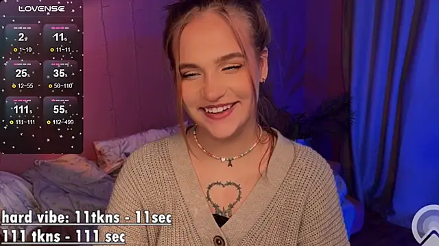 CarolineLovers online show from 03-15-25, 11:28