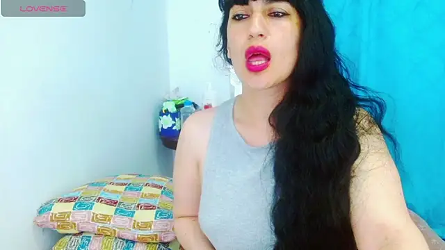 cristina connor online show from 10-14-25, 02:34