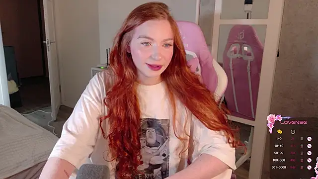 cinnabon girls online show from 12-23-25, 03:26