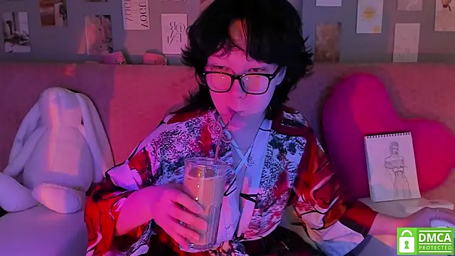 Snapshot of dreamgirllovee chatting on 03-04-25, 11:54 dreamgirllovee online show from 03-04-25, 11:54