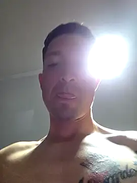 Snapshot of realg2307 chatting on 02-06-26, 03:22 realg2307 online show from 02-06-26, 03:22