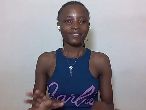 Snapshot of SexyNeedle22 chatting on 09-20-25, 06:58 SexyNeedle22 online show from 09-20-25, 06:58