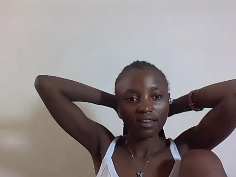 Snapshot of SexyNeedle22 chatting on 10-24-25, 11:28 SexyNeedle22 online show from 10-24-25, 11:28