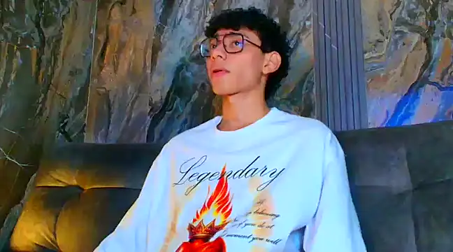 Snapshot of Daviid_laidd chatting on 02-04-25, 12:19 Daviid laidd online show from 02-04-25, 12:19