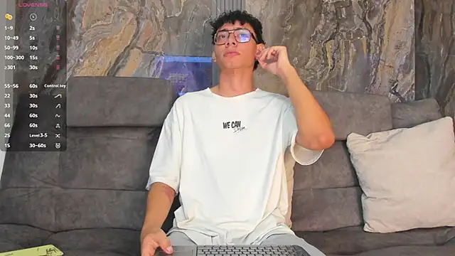 Snapshot of Daviid_laidd chatting on 11-05-25, 09:26 Daviid laidd online show from 11-05-25, 09:26