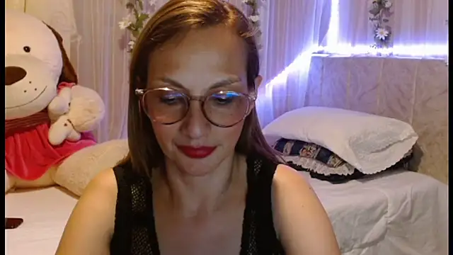 Snapshot of italagomez_ chatting on 01-14-25, 11:05 italagomez  online show from 01-14-25, 11:05