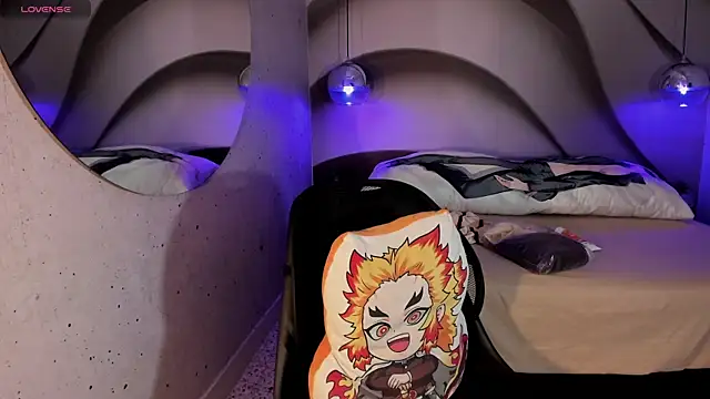 IamNayuta online show from 01-25-25, 07:49