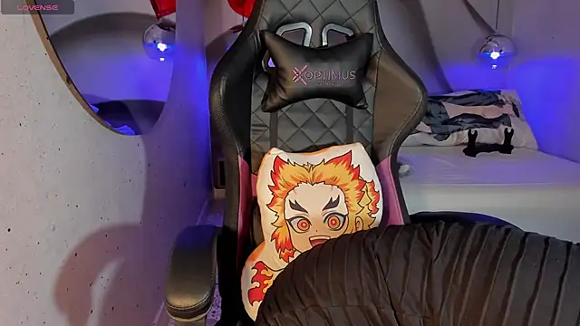 IamNayuta online show from 02-17-25, 08:04