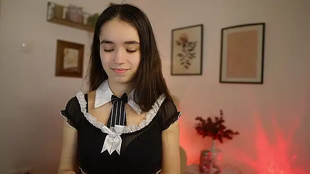 Gia Paige18 online show from 03-05-26, 07:21