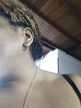 ELLA KELLY online show from 04-10-26, 11:59