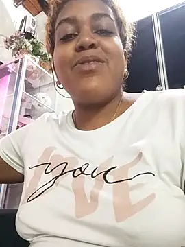 ELLA KELLY online show from 04-14-26, 12:11