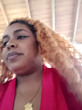 ELLA KELLY online show from 04-25-26, 01:41