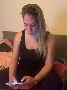 Chatonne69 online show from 03-22-25, 06:58