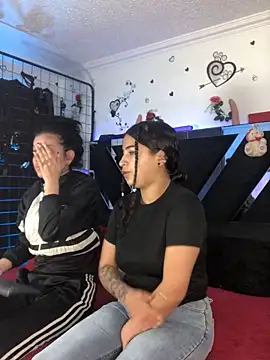 1lovelygirls online show from 11-19-25, 12:27