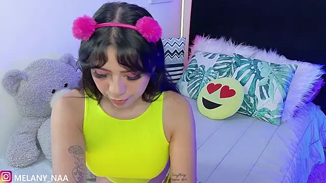 melany naa online show from 10-25-25, 01:24