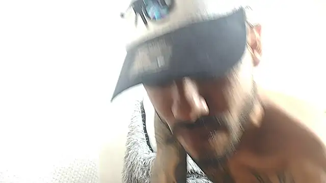 Snapshot of jeilerth chatting on 02-07-25, 01:04 jeilerth online show from 02-07-25, 01:04