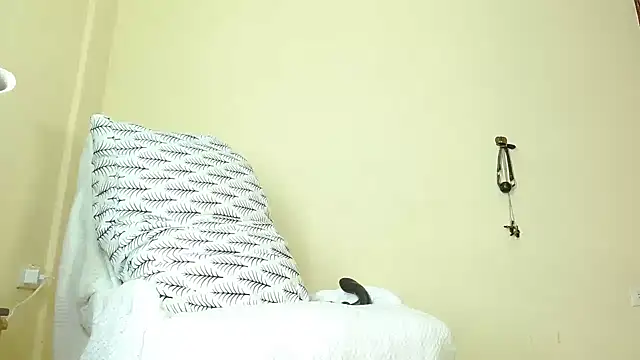 Snapshot of jeilerth chatting on 09-30-25, 11:26 jeilerth online show from 09-30-25, 11:26