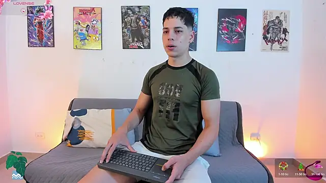 jonathanjoestar  online show from 11-12-25, 09:14