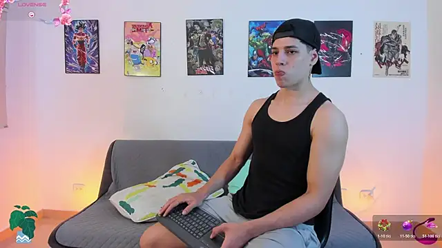 jonathanjoestar  online show from 11-22-25, 09:36