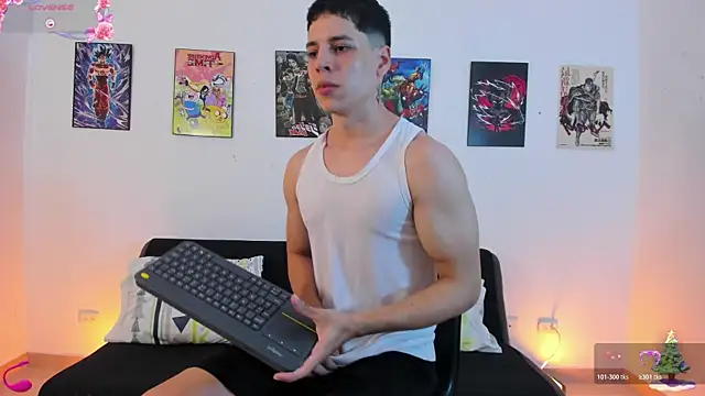 jonathanjoestar  online show from 12-16-25, 09:42